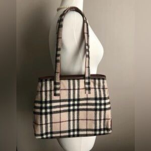 Rare vintage Burberrys’ of London Nova Check Tote